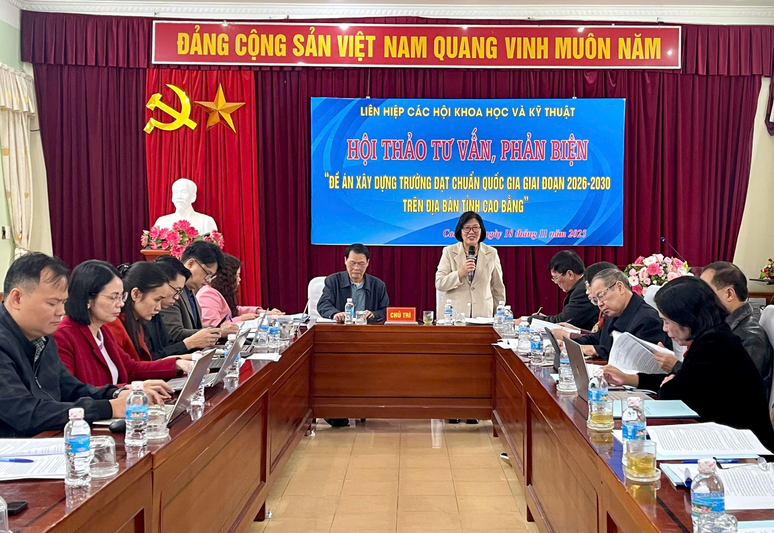 Các đại biểu tham dự Hội thảo
