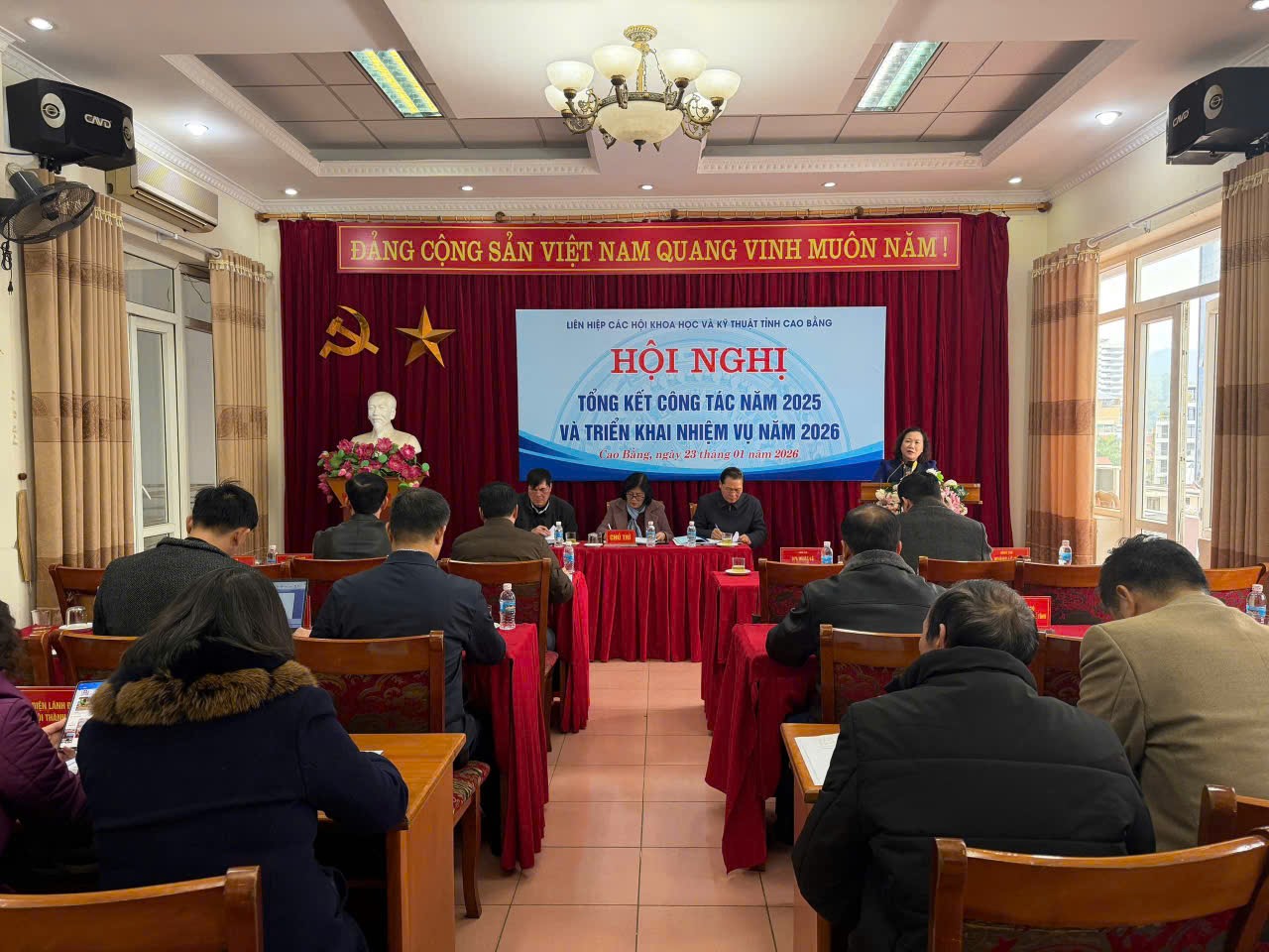 Đc Hà Nhật Lệ, Tỉnh ủy viên, Phó Chủ tịch UBND tỉnh phát biểu chỉ đạo Hội nghị